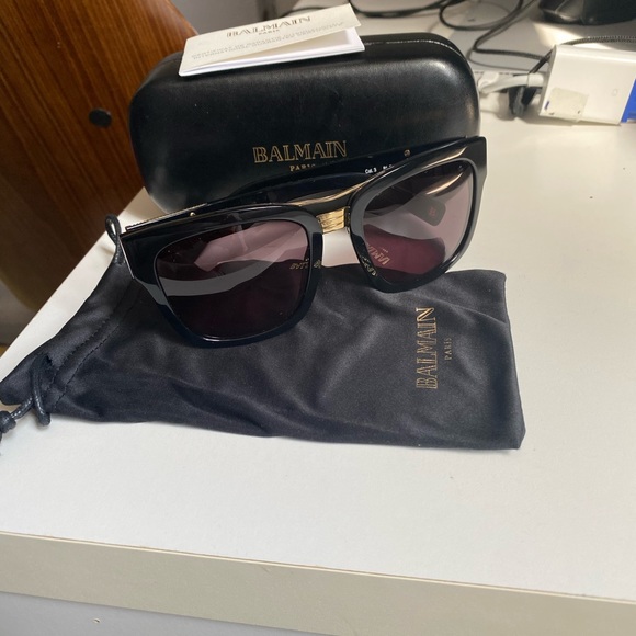 ‼️SOLD‼️Balmain sunglasses - Picture 8 of 10